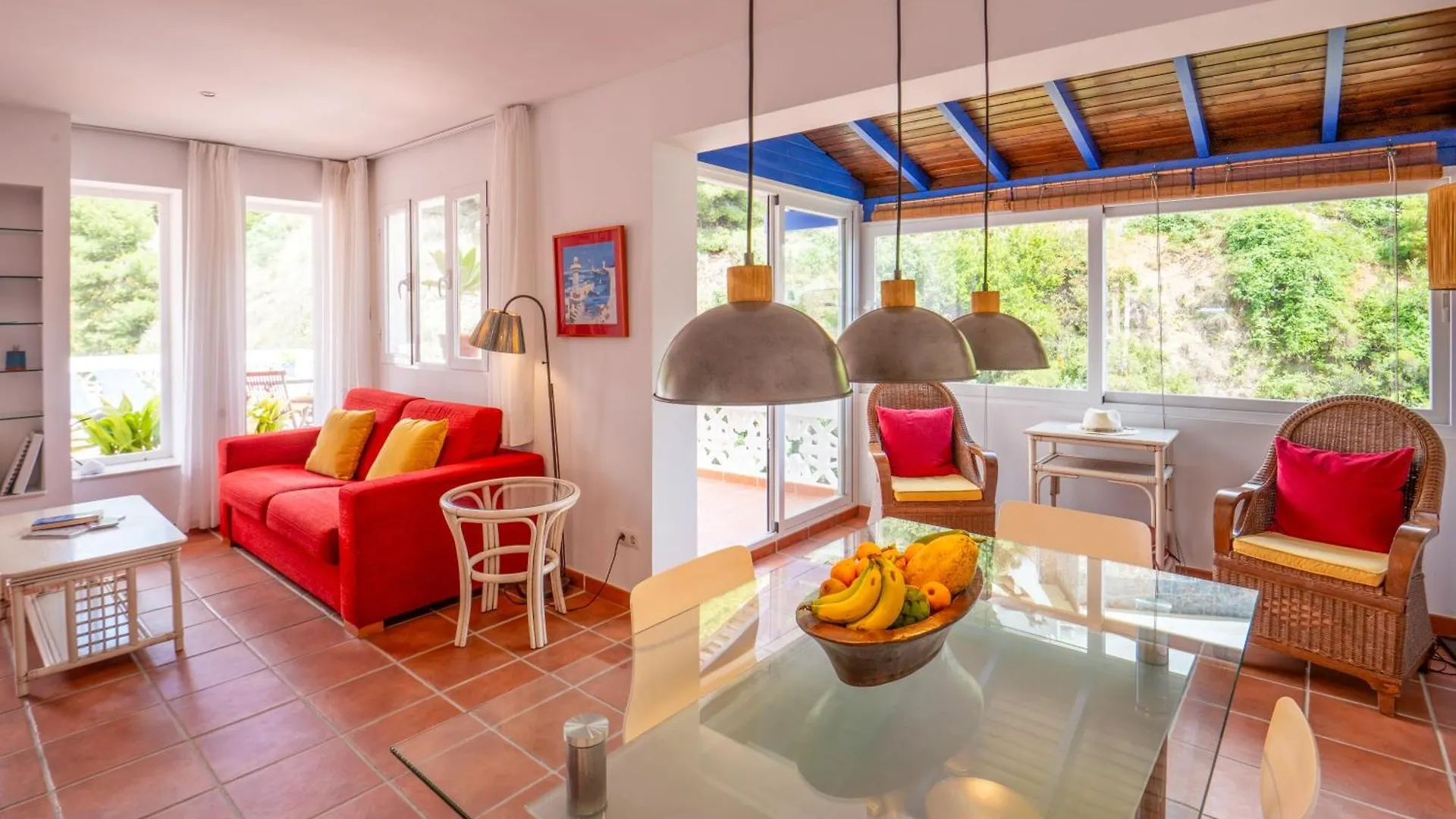 Lovely Rooftop Apartment La Palmera Azul Almunecar Spain