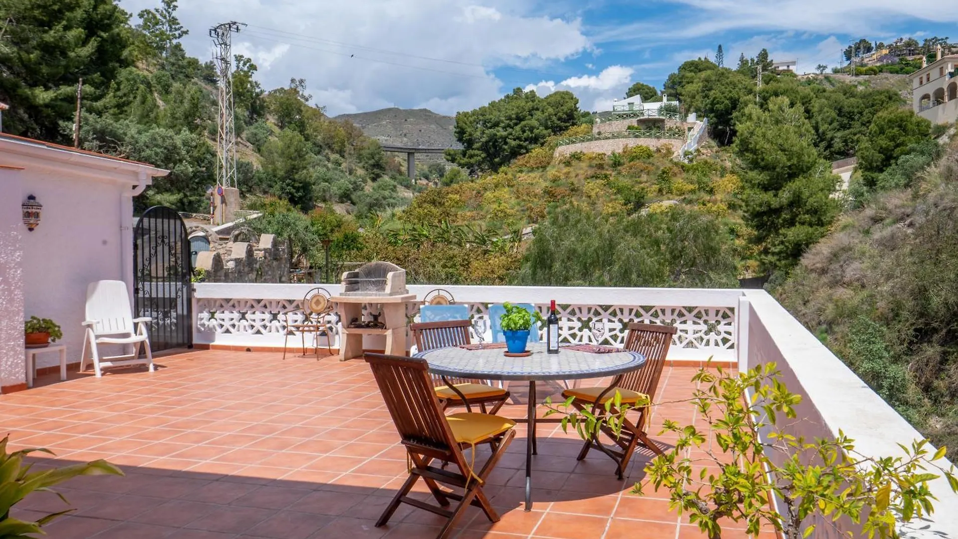 Lovely Rooftop Apartment La Palmera Azul Almunecar Spain