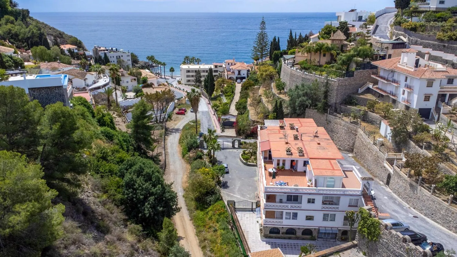 Lovely Rooftop Apartment La Palmera Azul Almunecar 0*,  Spain